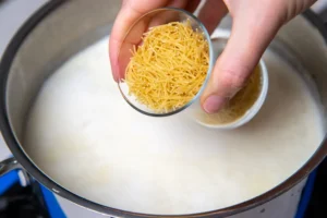 Terbiyeli tavuk suyu çorbası