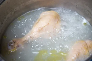 Terbiyeli tavuk suyu çorbası