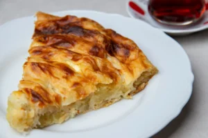 Patatesli Börek