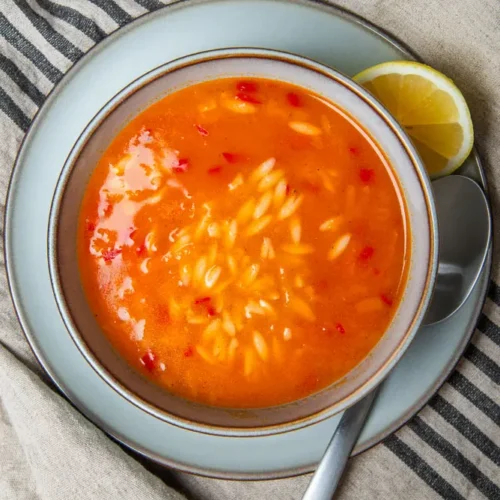 Sebzeli arpa şehriye çorbası